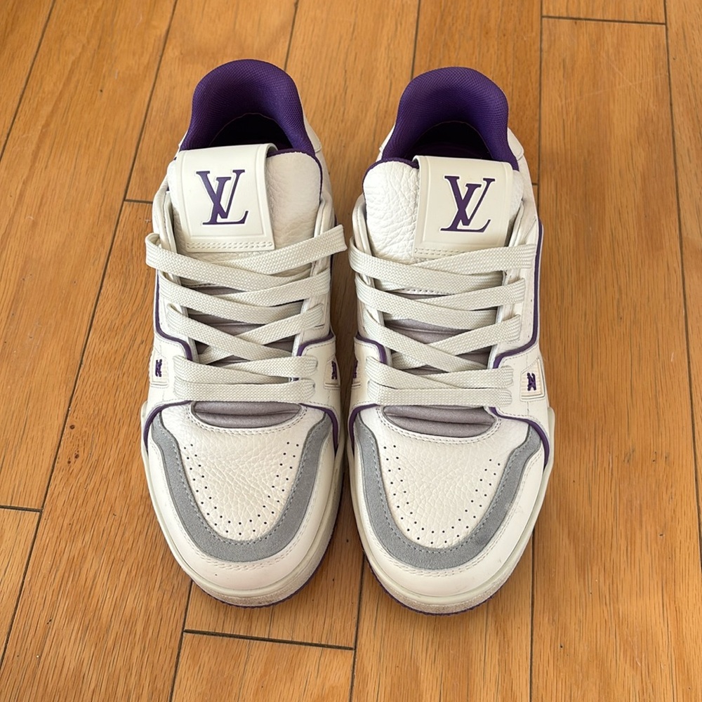 Lv snaeaker